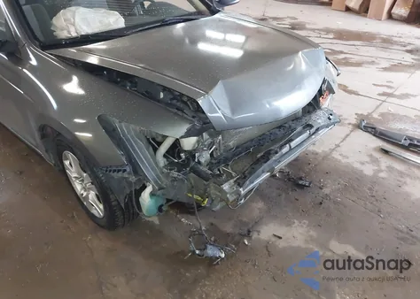 2010 Honda Accord 2.4 Lx-P z USA, uszkodzony, nr VIN 1HGCP2F44AA155288